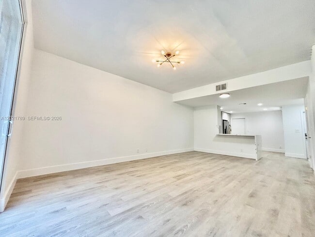 Building Photo - 1498 Barcelona Way