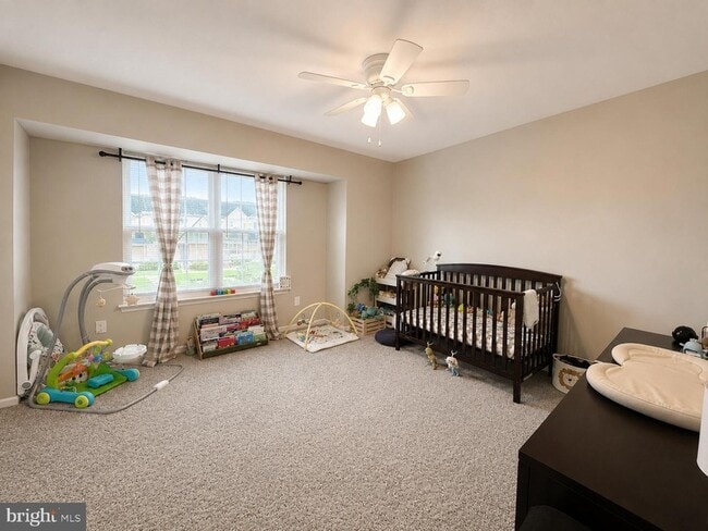 Building Photo - 937 Woodstock Ct