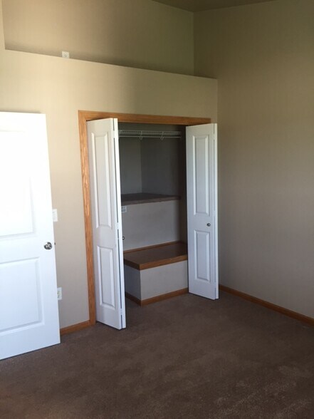 Building Photo - 3145 SW Arlan Ln