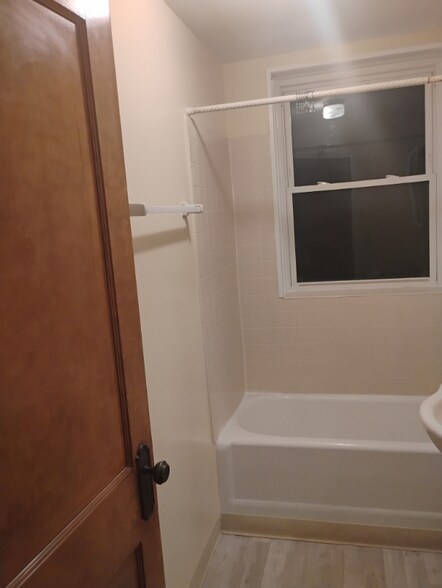 Building Photo - 4528 S Spaulding Ave