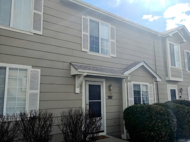 Building Photo - 387 Ellers Grove