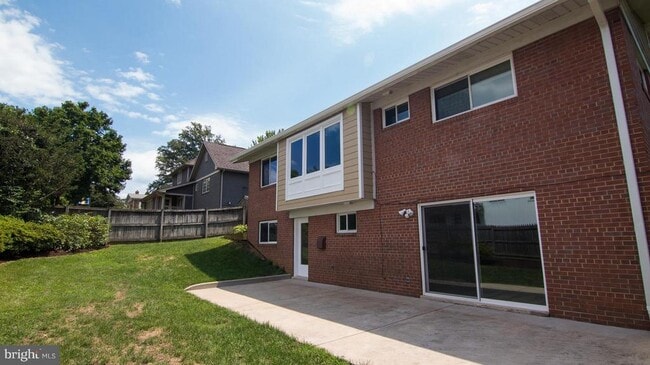 Building Photo - 5101 Benton Ave