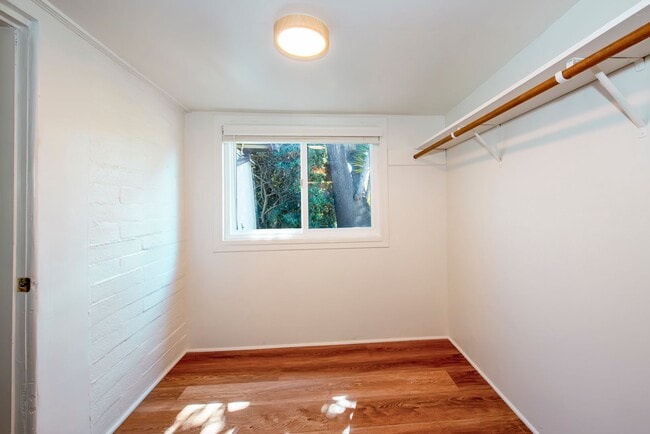 Building Photo - Charming 2-Bedroom Retreat Near More Mesa ...