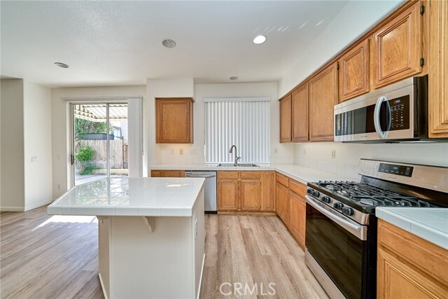 Building Photo - 22859 Morro Dr