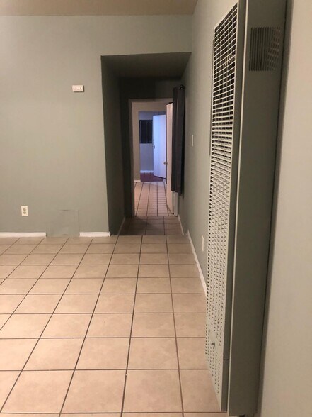 Building Photo - 12542 Waldorf Dr