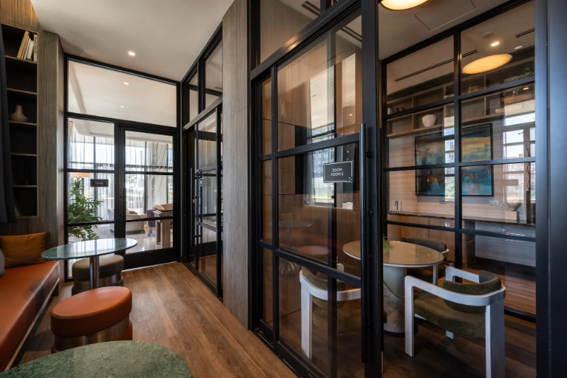 Building Photo - 352 N Union Ave