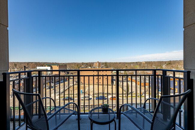 Building Photo - 111 N Ashley St