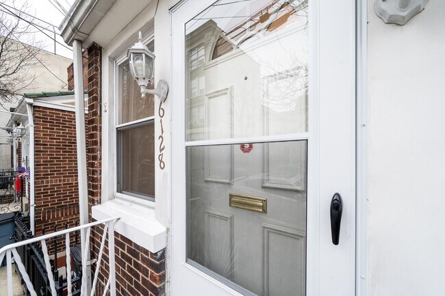 Building Photo - 6128 Madison St