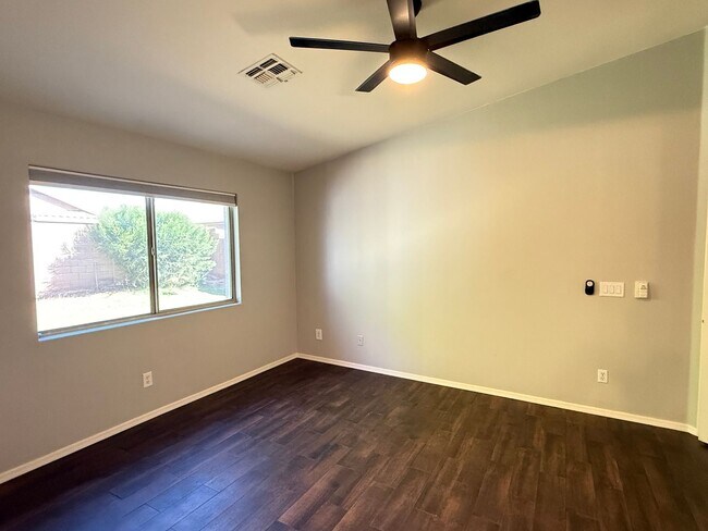Building Photo - REMODELED 3 Bedroom 2 Bathroom EAST MESA HOME NO CARPET