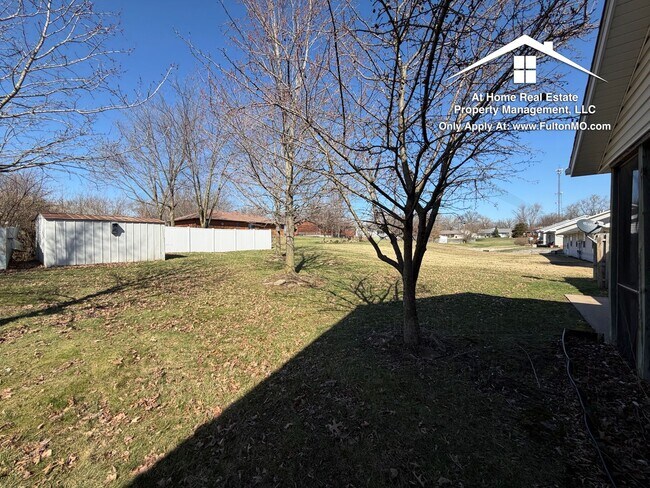 Building Photo - 1117-1119 Ashton Circle East