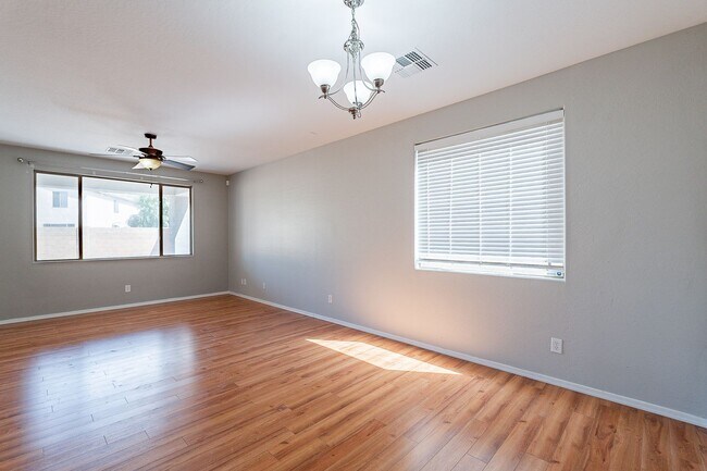 Building Photo - Stunning Two Story in Laveen!