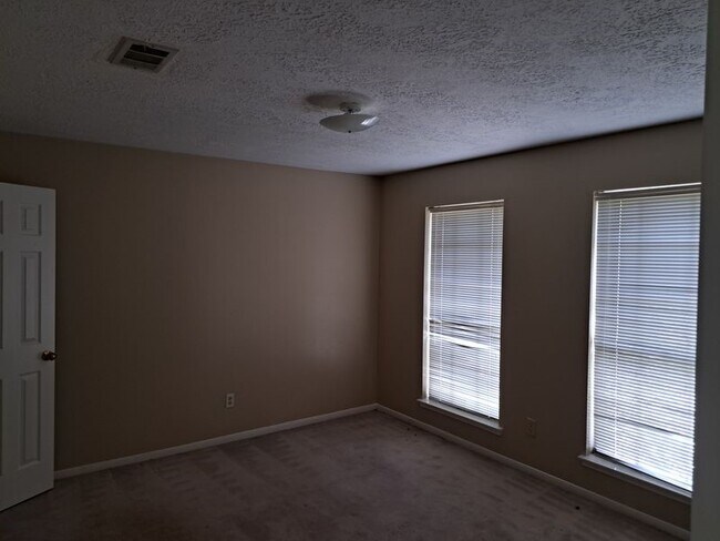 Building Photo - 14211 Torrey Vista Dr