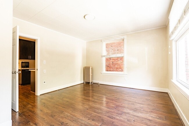 Interior Photo - Luna Mia Co-Living Studios