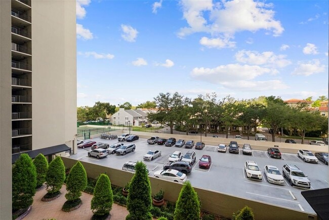 Building Photo - 3301 Bayshore Blvd