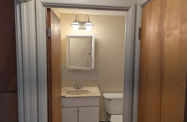 Building Photo - 1109 Elder Blvd