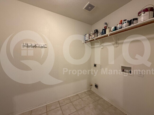 Building Photo - 14145 Gold Seeker Way