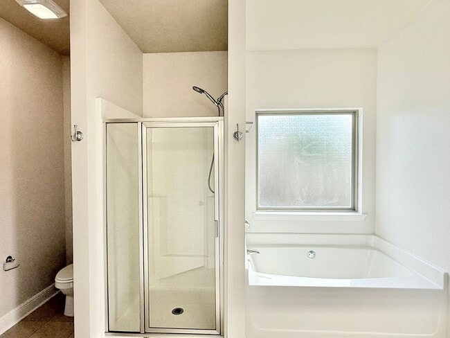 Building Photo - Beautiful 3-Bedroom Corner Lot