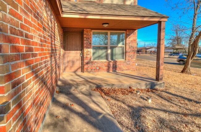 Building Photo - 14991 1st St