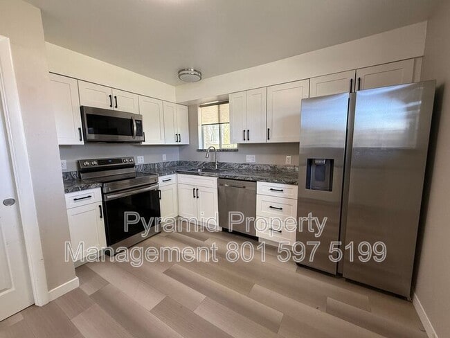 Building Photo - 670 E Coatsville Ave