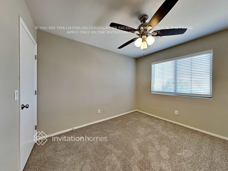 Building Photo - 15312 N 173rd Ln