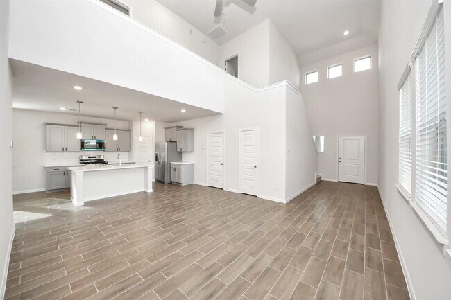 Building Photo - 8006 Cypress Poplar Ct