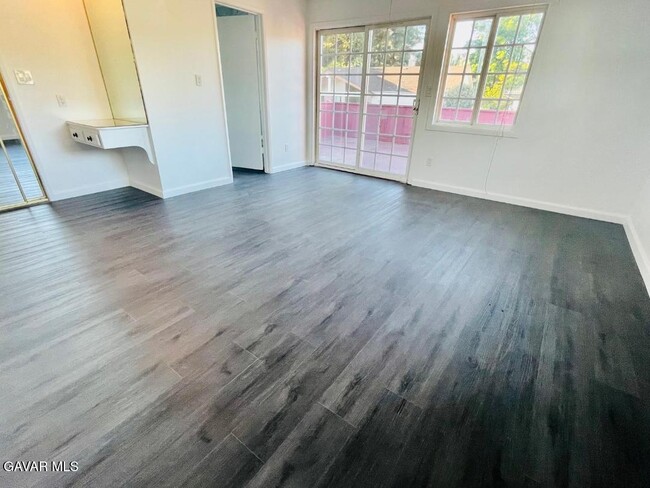 Building Photo - 17208 Braxton St