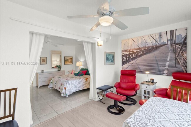 Building Photo - 1018 Durham A