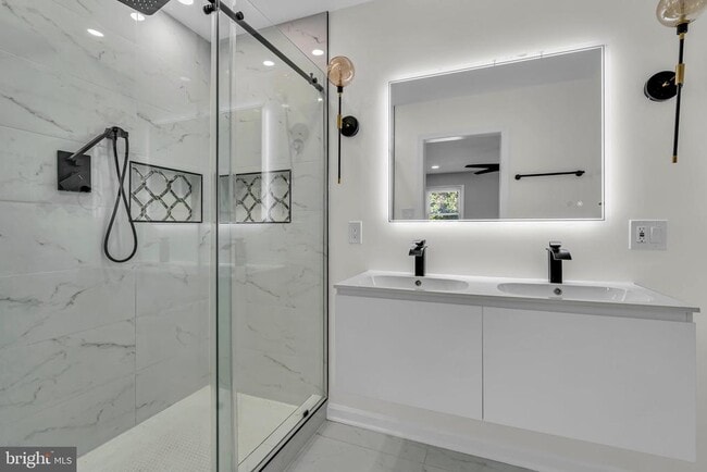 Building Photo - 5319 Satterfield Dr