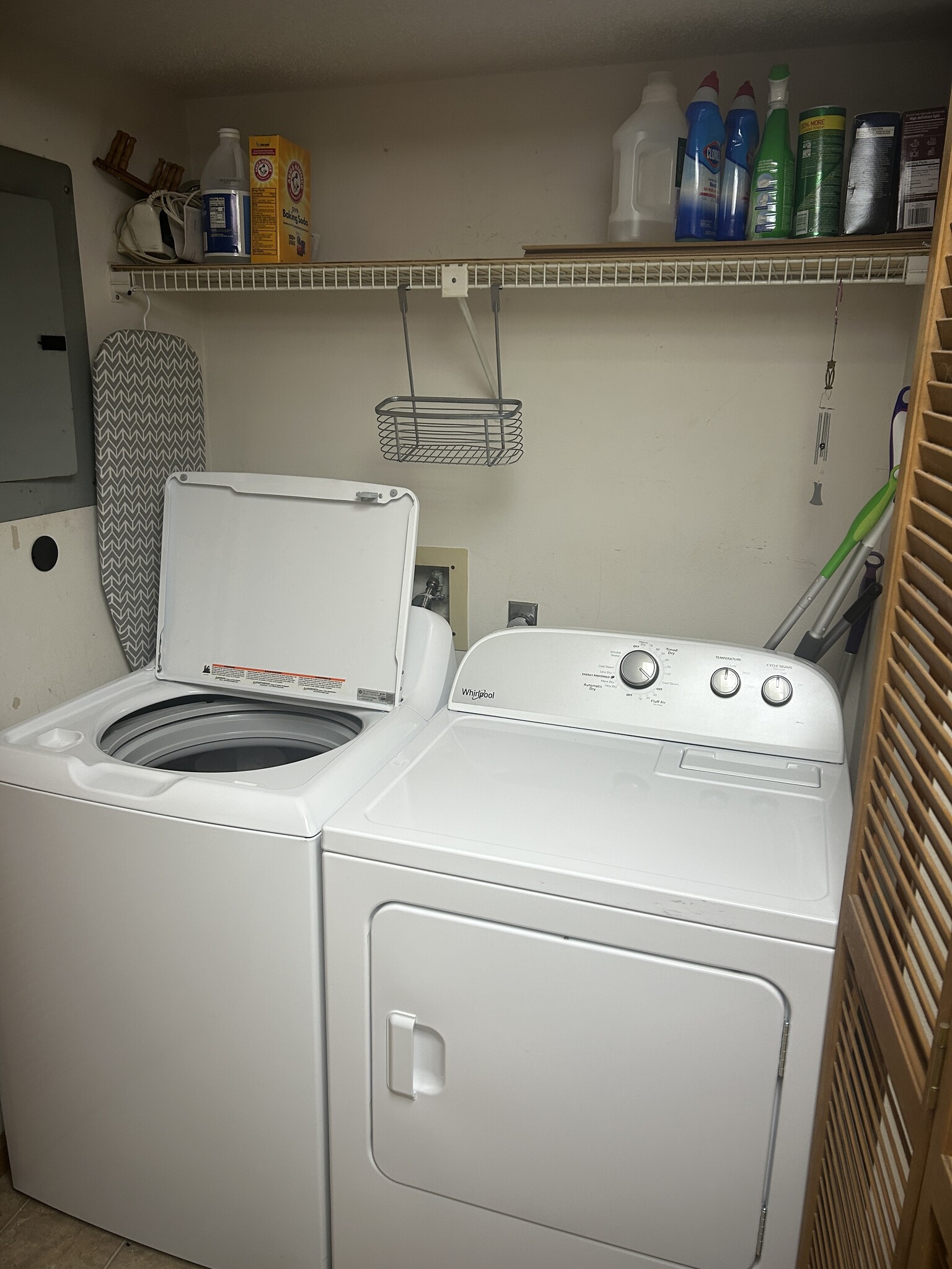 Building Photo - 164-311 Hanging Rock Villas