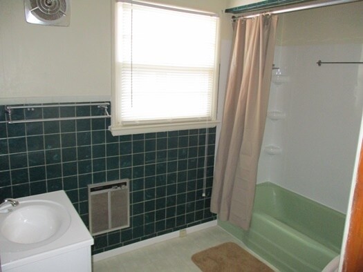 Building Photo - 7412 Township Road 269