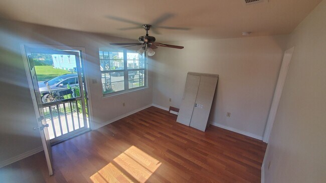 Building Photo - 517-517 Lizardi St