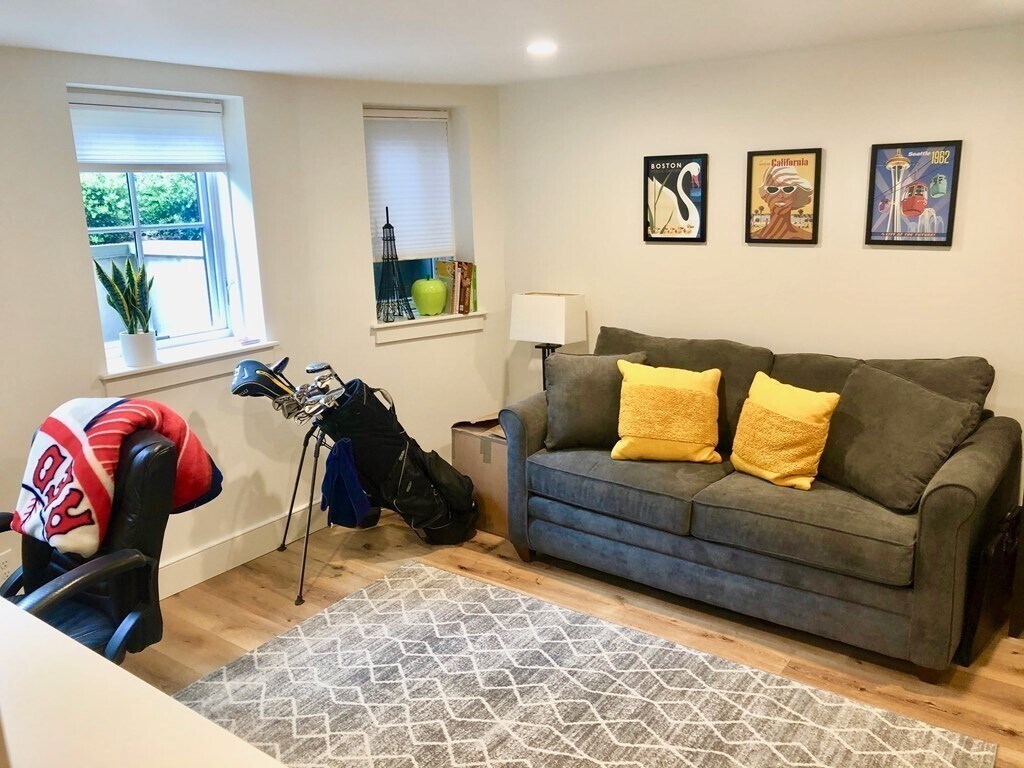 Building Photo - 227 Concord Ave