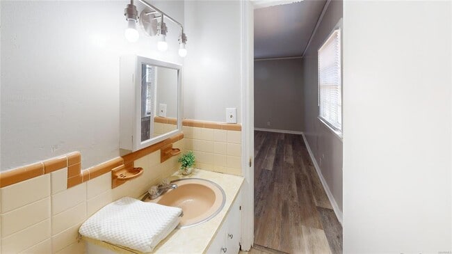 Building Photo - 2716 Forsyth Ln