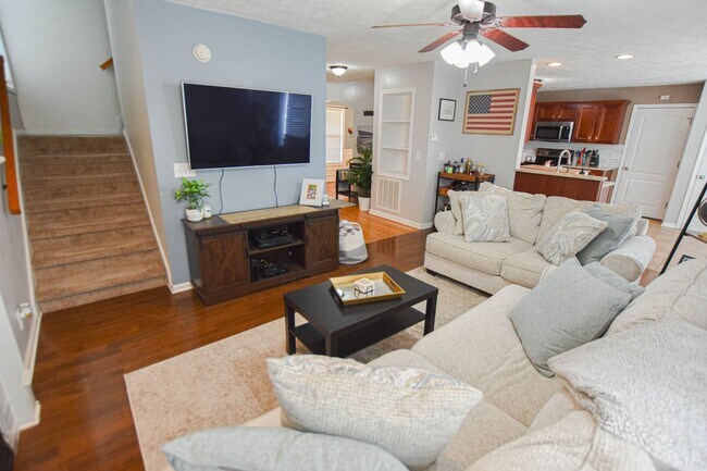 Building Photo - Pet Friendly in Sango!