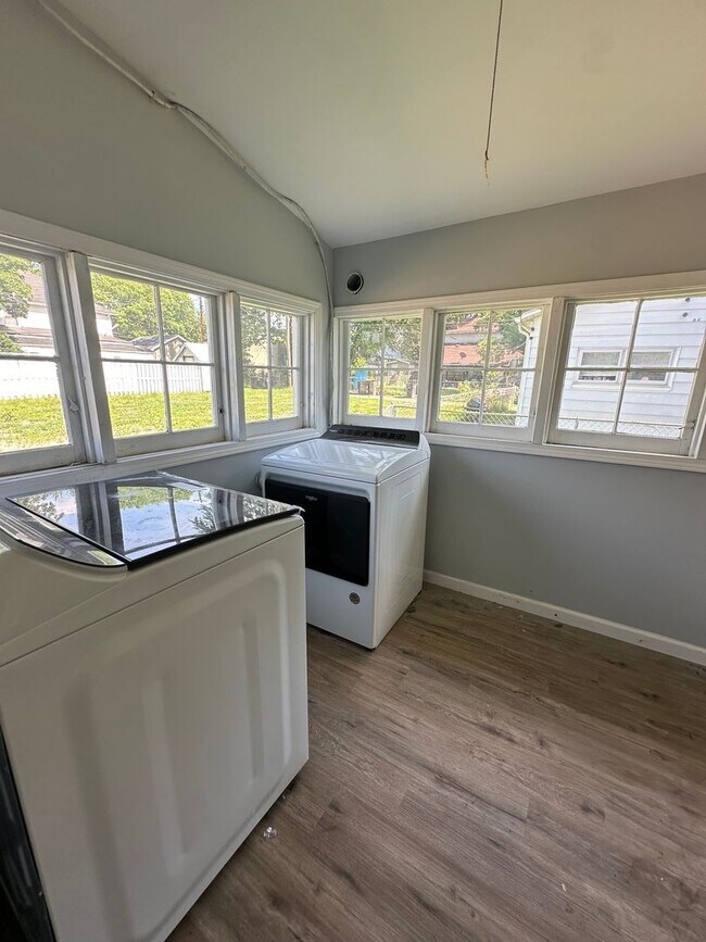 Building Photo - ?? Spacious 3BR/2BA Home in Lafayette – Pe...