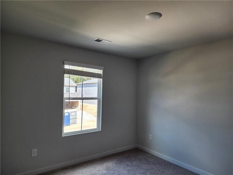 Building Photo - 5117 Union Heights Way