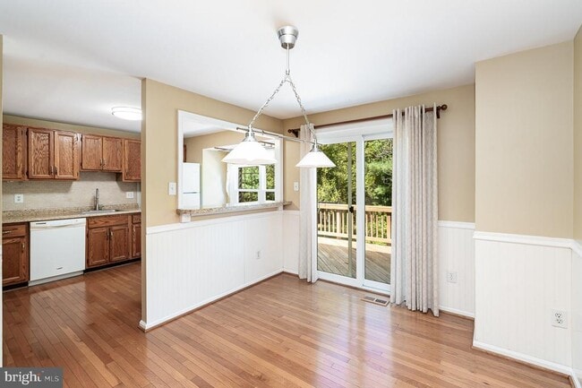 Building Photo - 6580 Lochleigh Ct