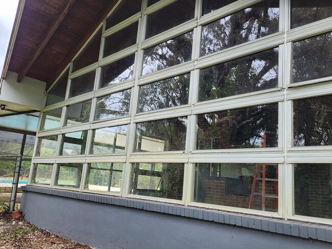 Building Photo - 4910 Ralls Dr