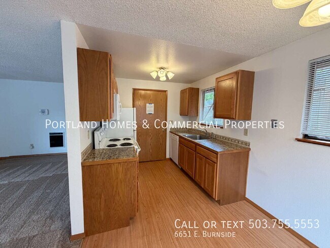 Building Photo - 6651 E. Burnside-