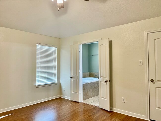 Building Photo - 7808 Colonial Ln