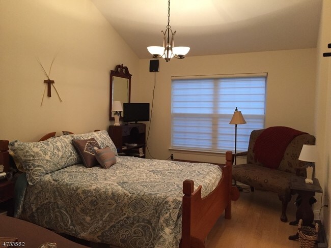 Building Photo - 20 Constitution Way