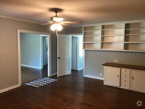 Building Photo - 1307 Aldridge-House-Commerce