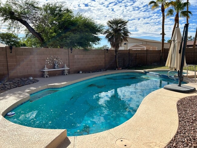 Building Photo - 4-Bedroom Home in Mesa Del Sol with Heated Pool and Spa