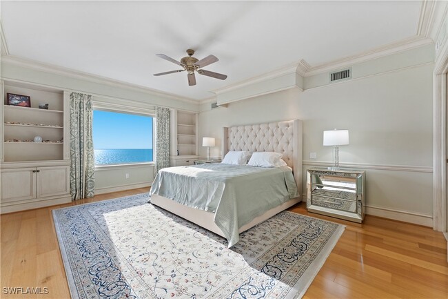 Building Photo - 8473 Bay Colony Dr