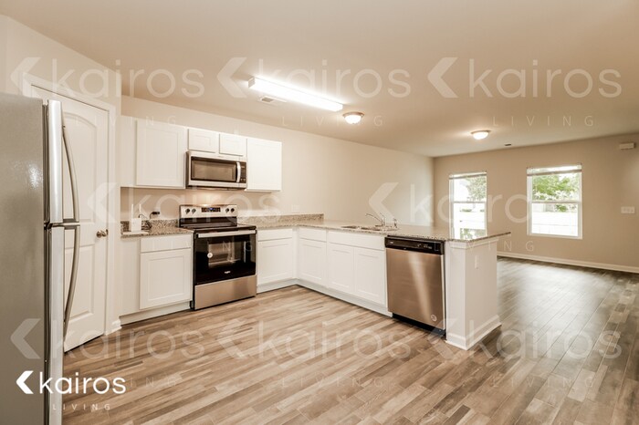 Building Photo - 169 Saddle Brooke Trce