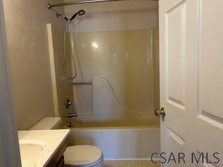 Building Photo - 722 E Oakmont Blvd