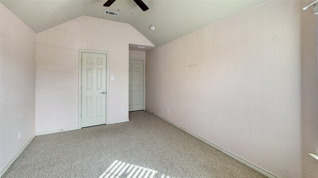 Building Photo - 2126 Hunt Club Trail