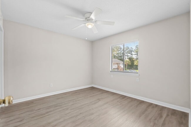 Building Photo - 3555 SC-544