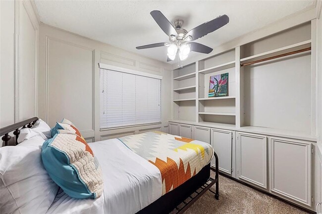 Building Photo - 632 N Eldridge Pky