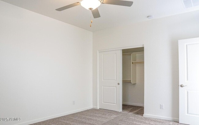 Building Photo - 15835 N 65th Ave